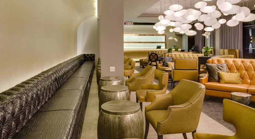 Protea Hotel Fire & Ice! By Marriott Pretoria Menlyn Exterior foto