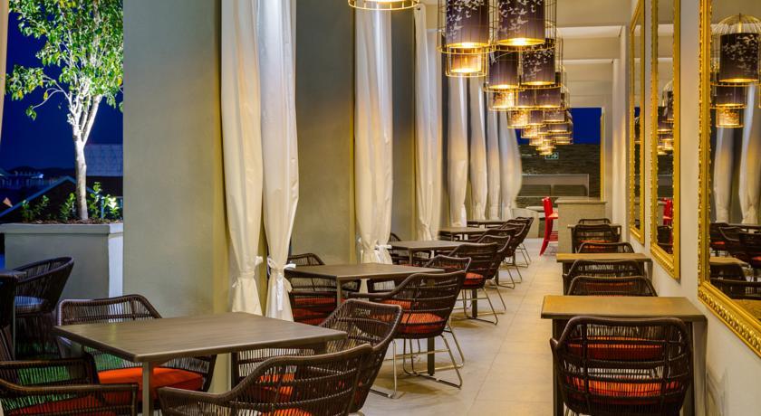 Protea Hotel Fire & Ice! By Marriott Pretoria Menlyn Exterior foto
